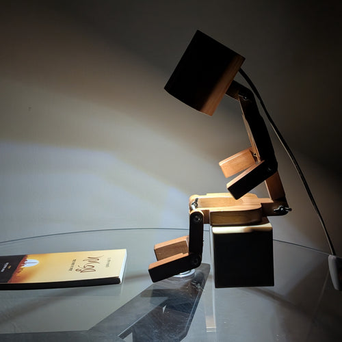 Sitting Robot Lamp