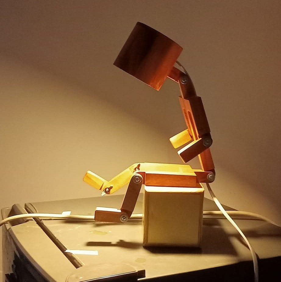 Sitting Robot Lamp